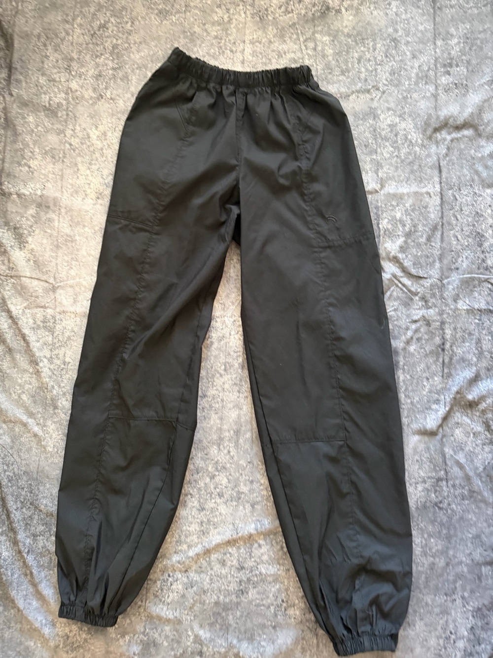 J.M.N. Women’s Black Elastic Waist Cargo Jogger Pants